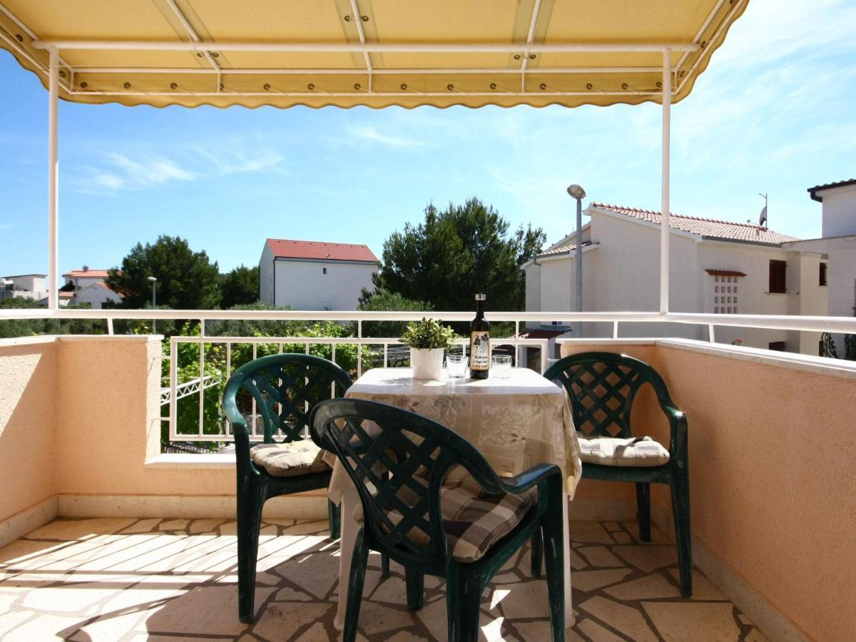 Apartments Skarpa 1601 Rogoznica  Exterior foto